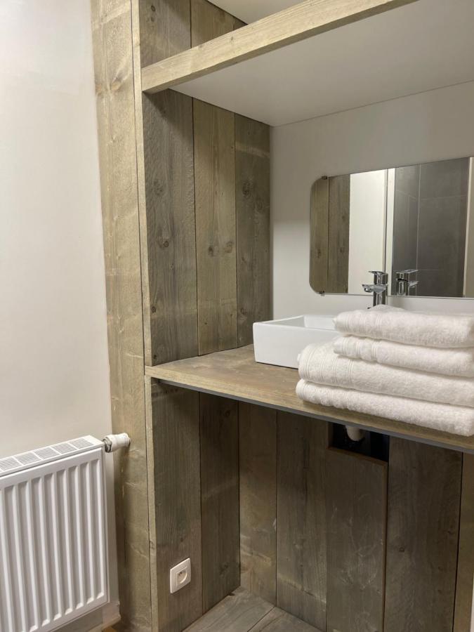 Ruime Luxe In Centrum Met Badkamer! Couette-café *