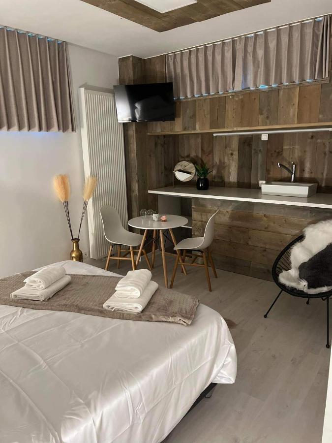 Couette-café Ruime Luxe In Centrum Met Badkamer! Bruges